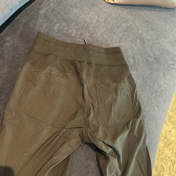 Lululemon jogger pants - Picture 4 of 4